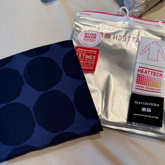 NWT Marimekko + Uniqlo Limited Edition Heat Tech Turtleneck Long Sleeve, M - Picture 5 of 5